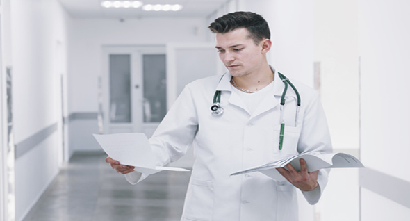 La medicina sigue y seguirá manteniéndose en el podio por años