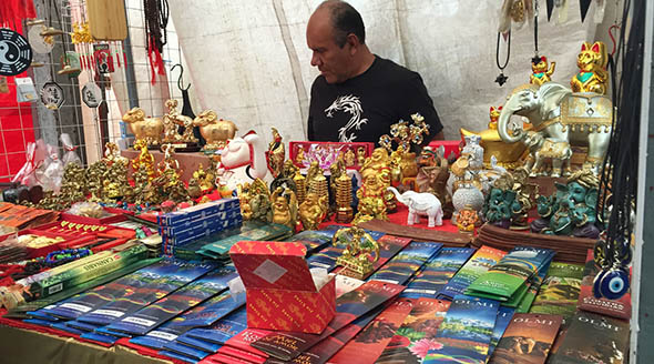 Tianguis de La Raza