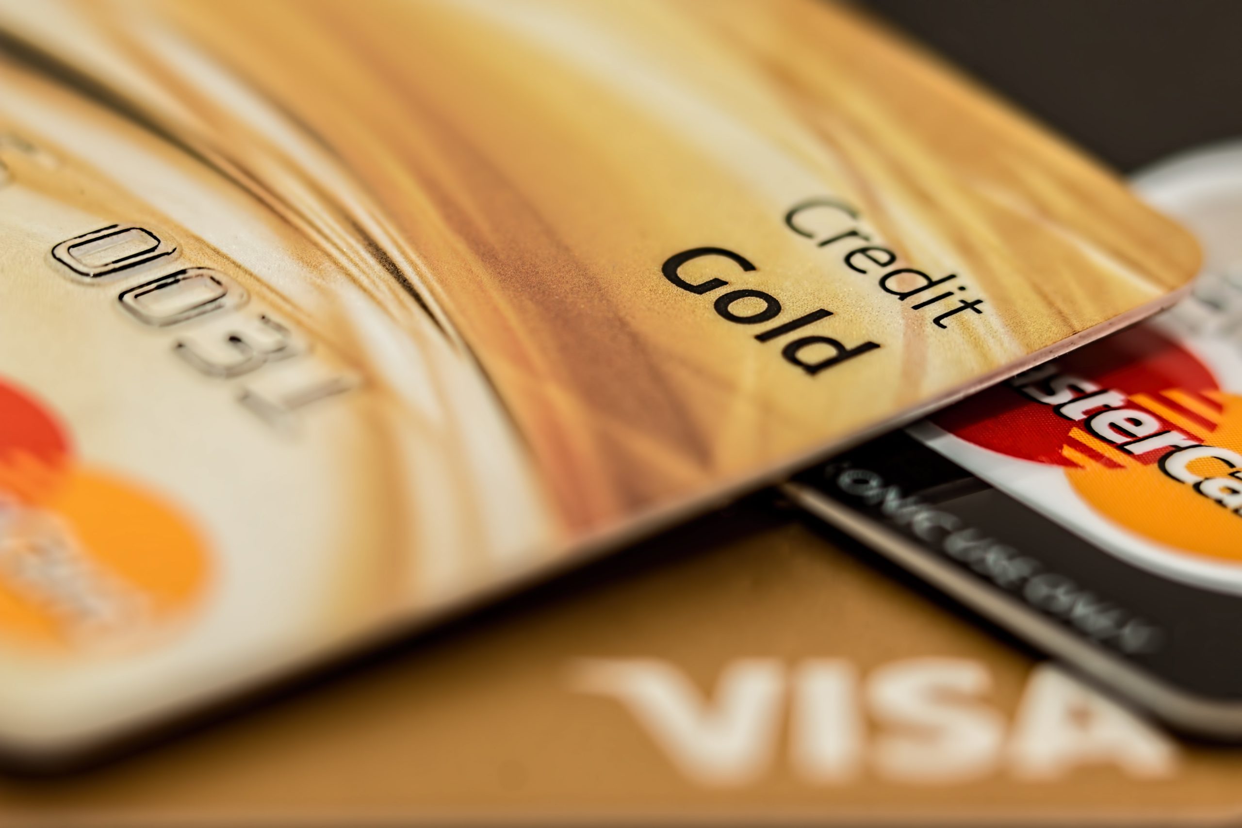 ¿En qué bancos puedes solicitar una tarjeta de crédito garantizada?